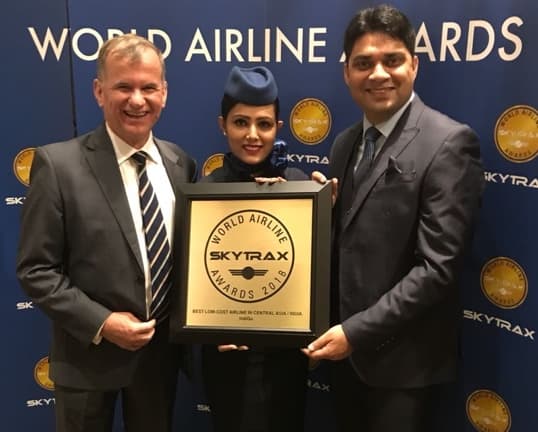 Mr-William-Boulter-Mr-Varun-Dwivedi-and-Ms-Christina-Kadam-with-the-award