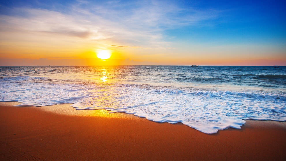 People ‘waved’ at the shore