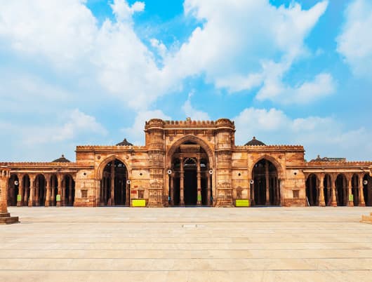 15 reasons why Ahmedabad should be on your travel bucket list