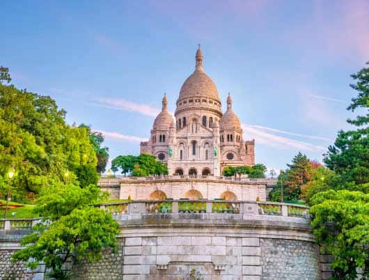Reasons why you should say ‘Bonjour’ Paris