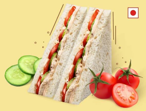 Chicken-cucumber-lettuce-sandwich