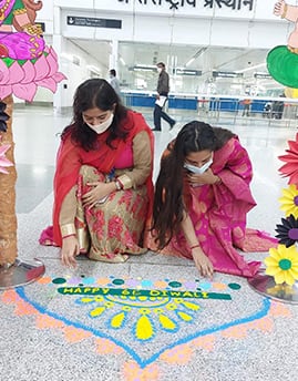 Welcoming-happiness-and-hope