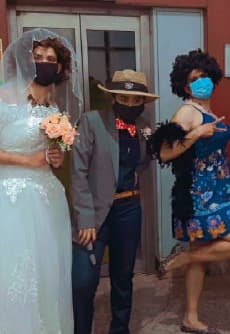 Dress up it's time for Goa!