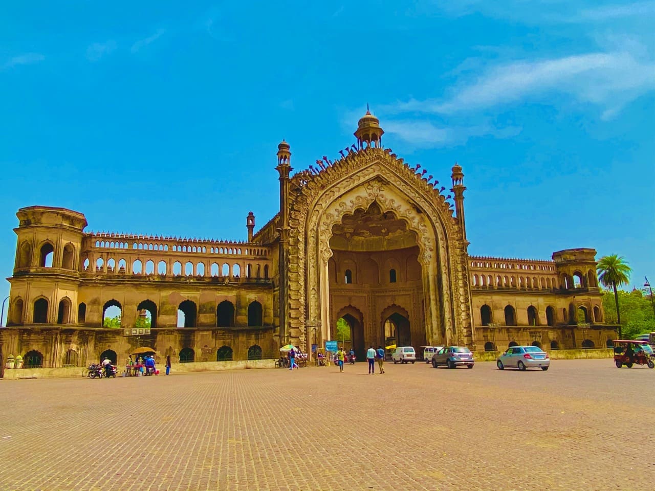 Rumi Darwaza