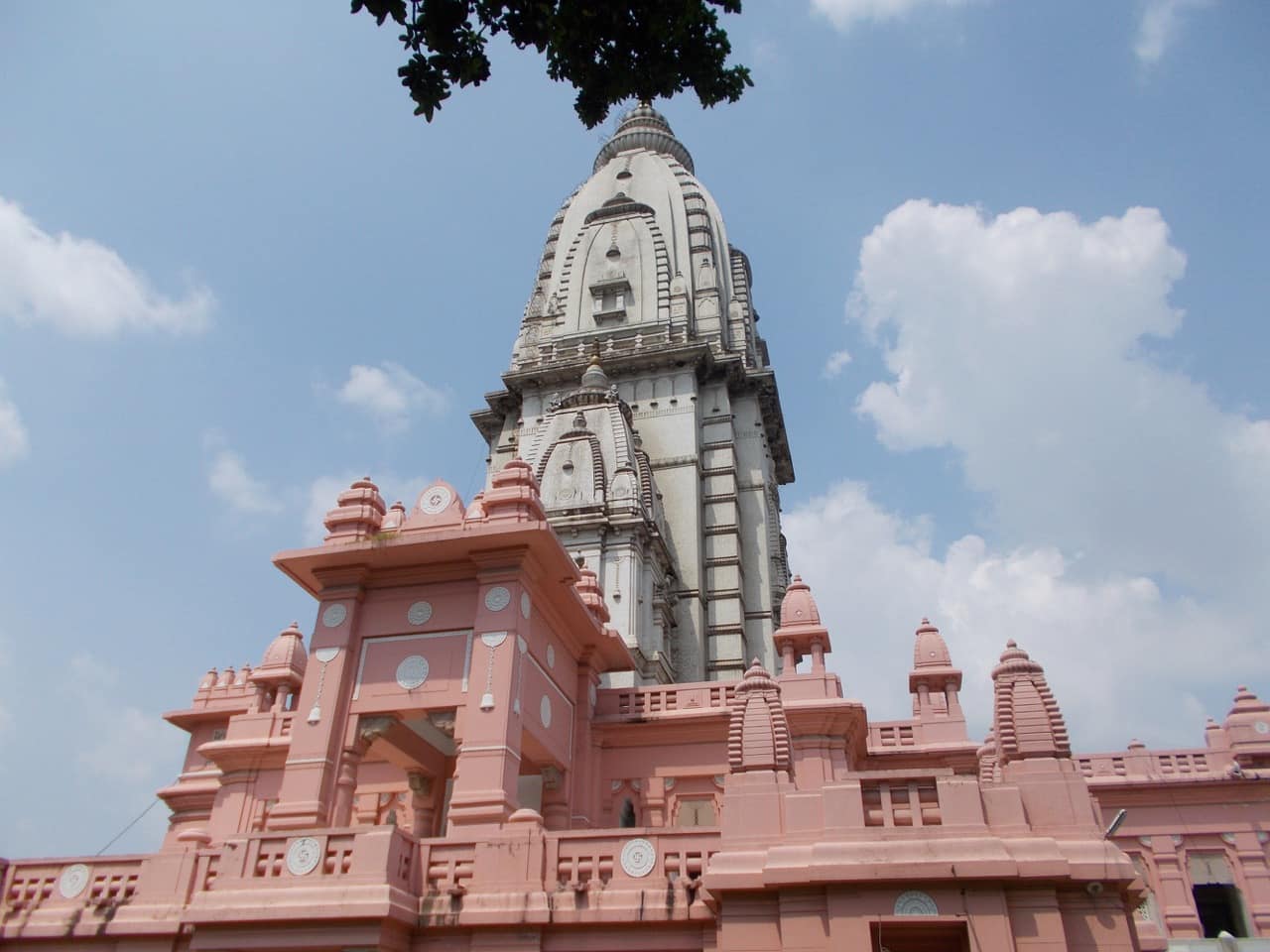 Kashi Vishwanath Temple 