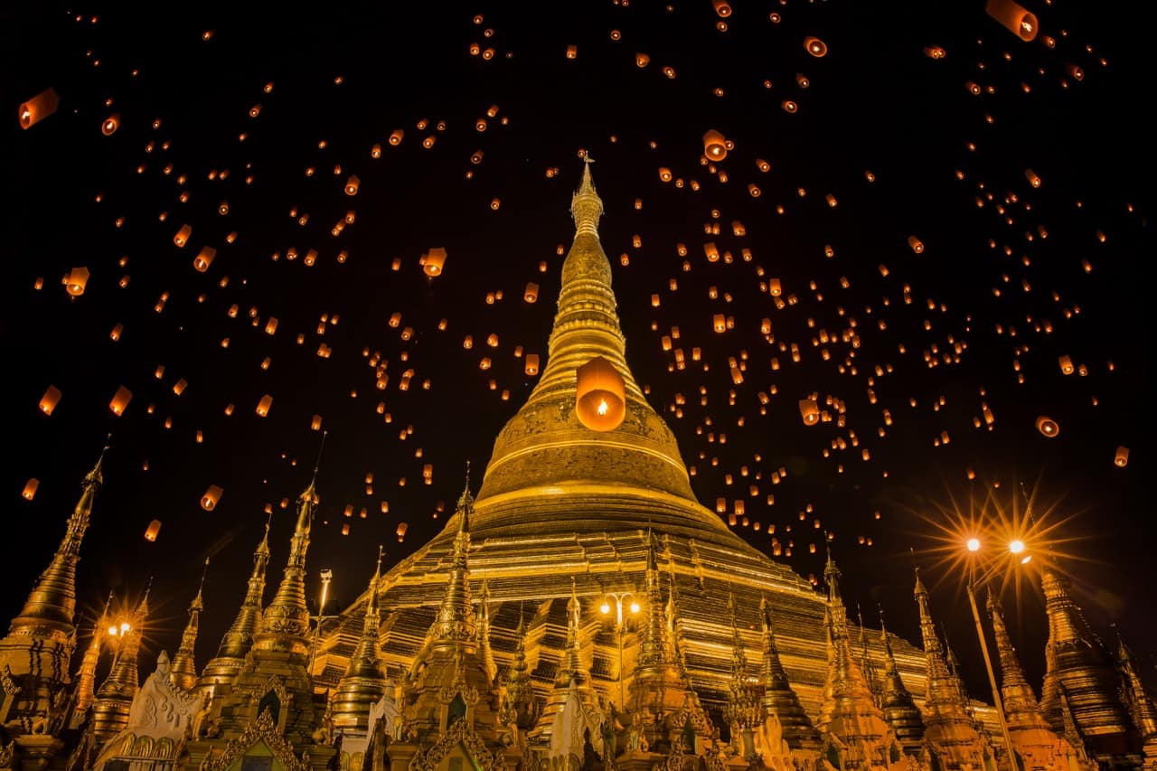 Shwedagon Pagoda Festival