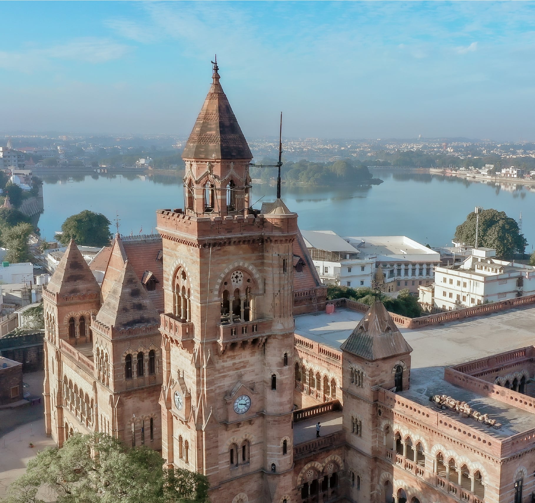 Aina Mahal (Palace of Mirrors)